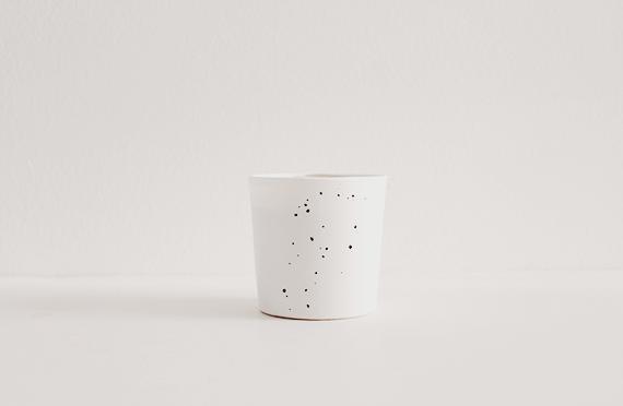 diy faux speckled candle