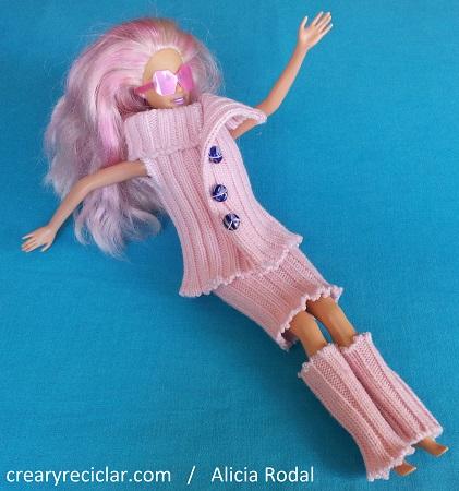 ropa para muñecas con retales