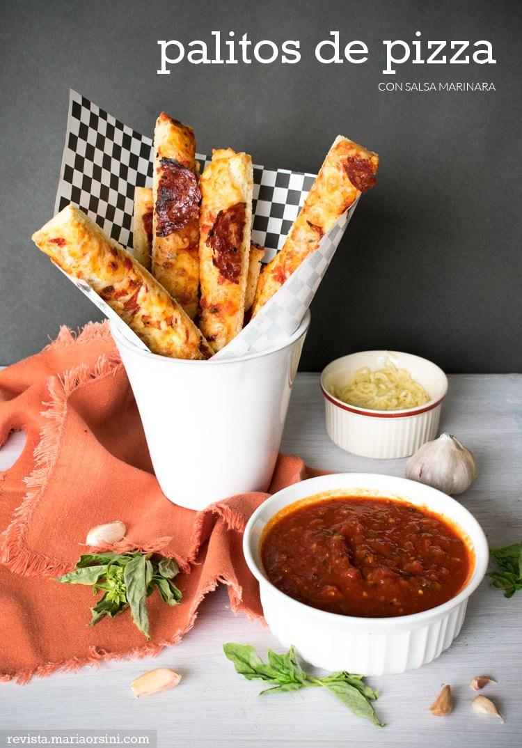Palitos de pizza con salsa marinara