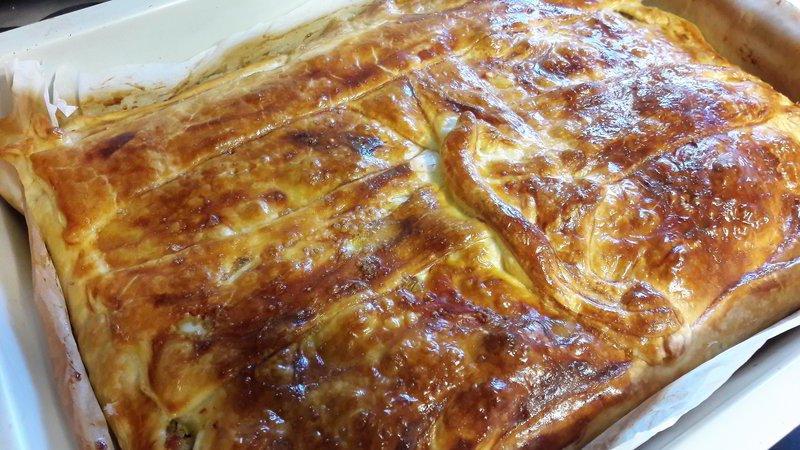 empanada-de-pollo-asado