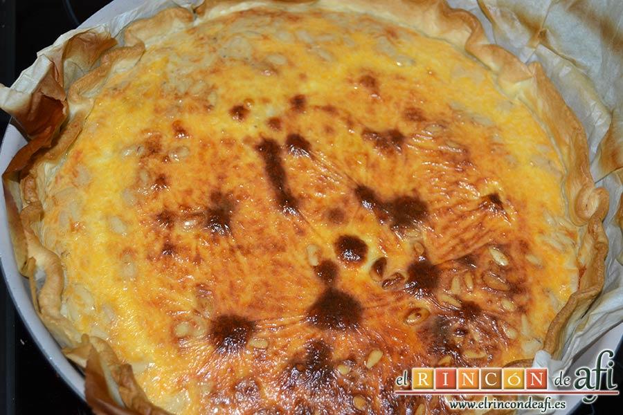Quiche de lacón y queso, hornear hasta que esté cuajado