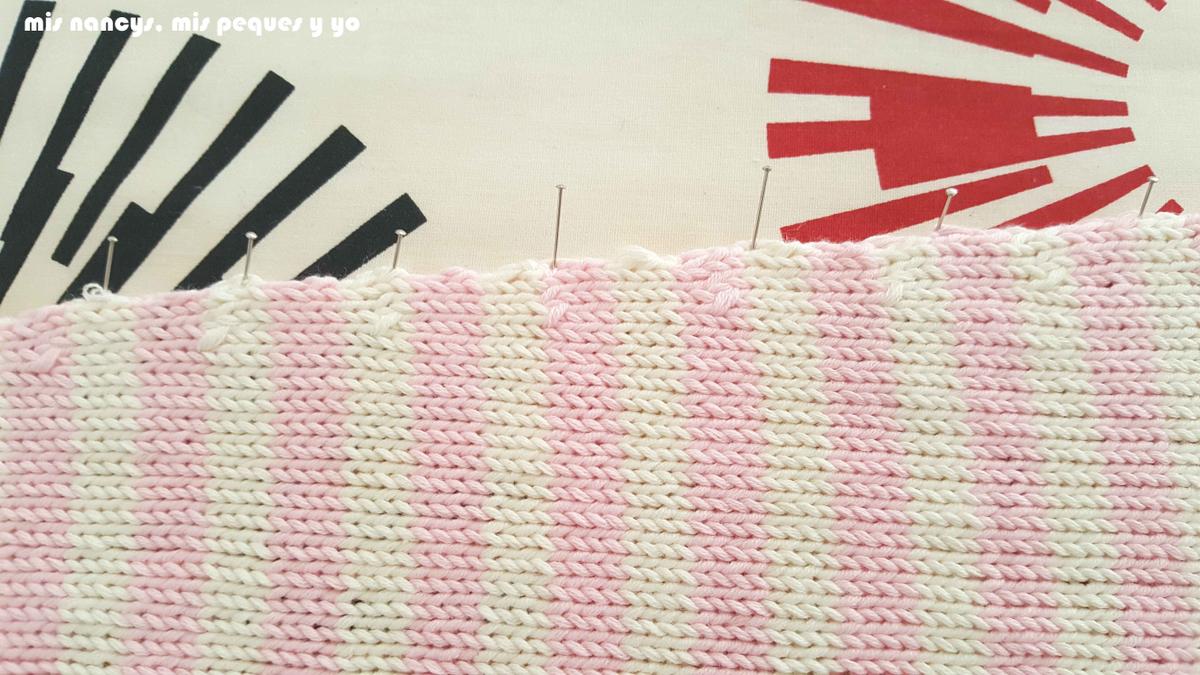 mis nancys, mis peques y yo, tutorial jersey de punto de verano para niñas "Fresa y nata", sujetar con alfileres para bloquear