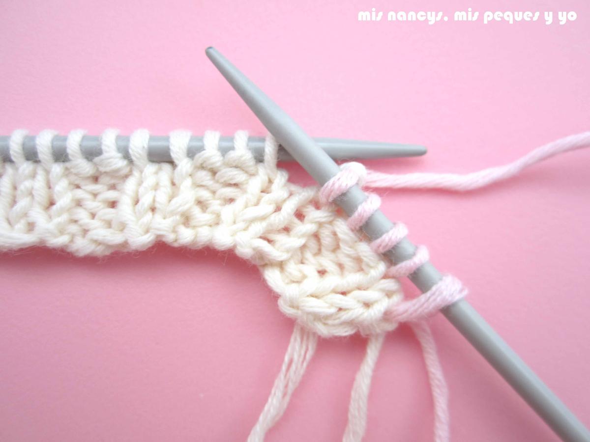 mis nancys, mis peques y yo, tutorial jersey de punto de verano para niñas "Fresa y nata", tejer primera franja punto derecho