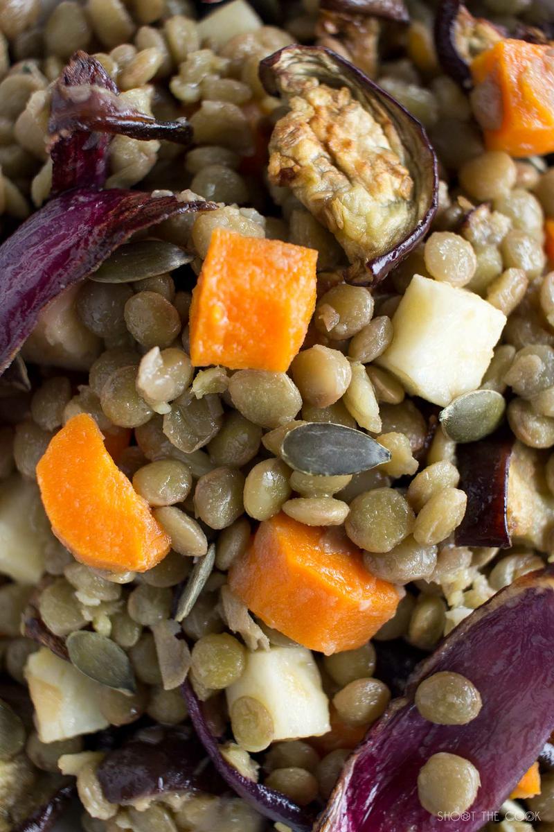 ensalada de lentejas con verduras asadas