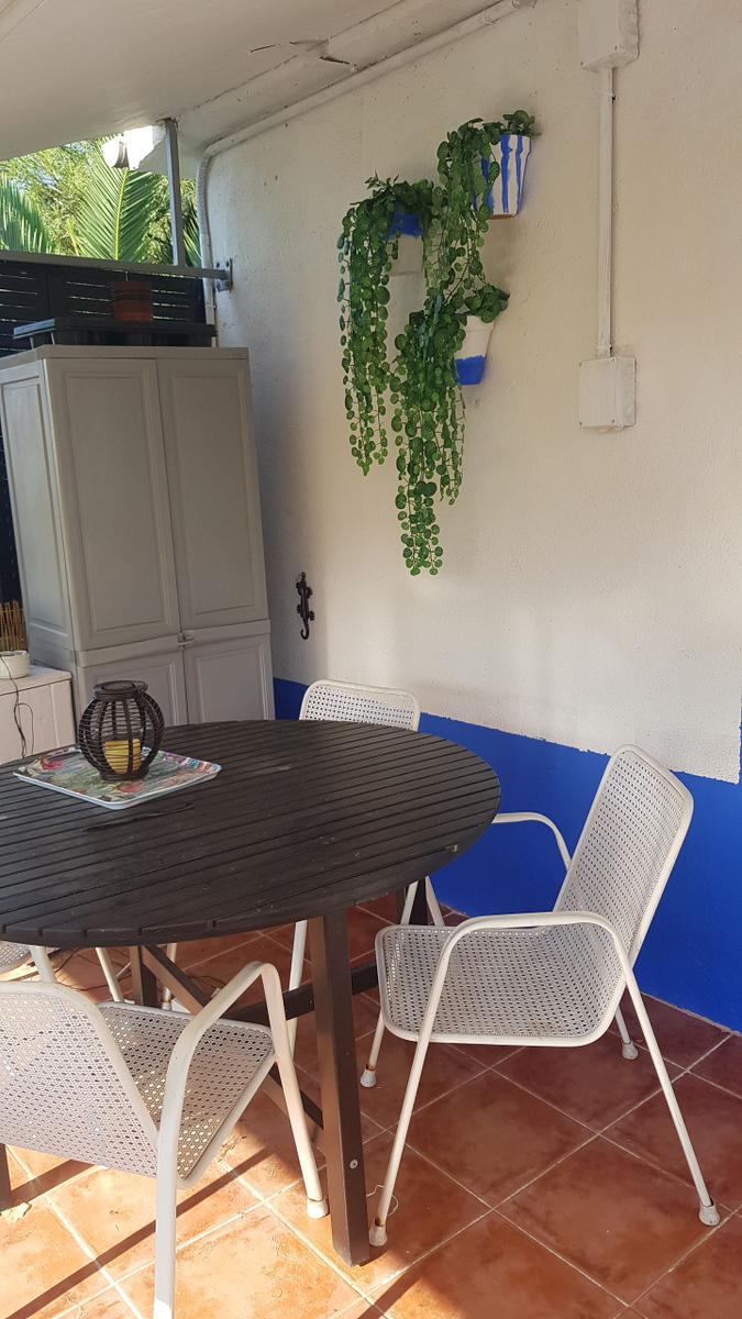 Balcon y terraza para el verano - detalles para hacerlo cómodo - el espacio de comedor de exterior