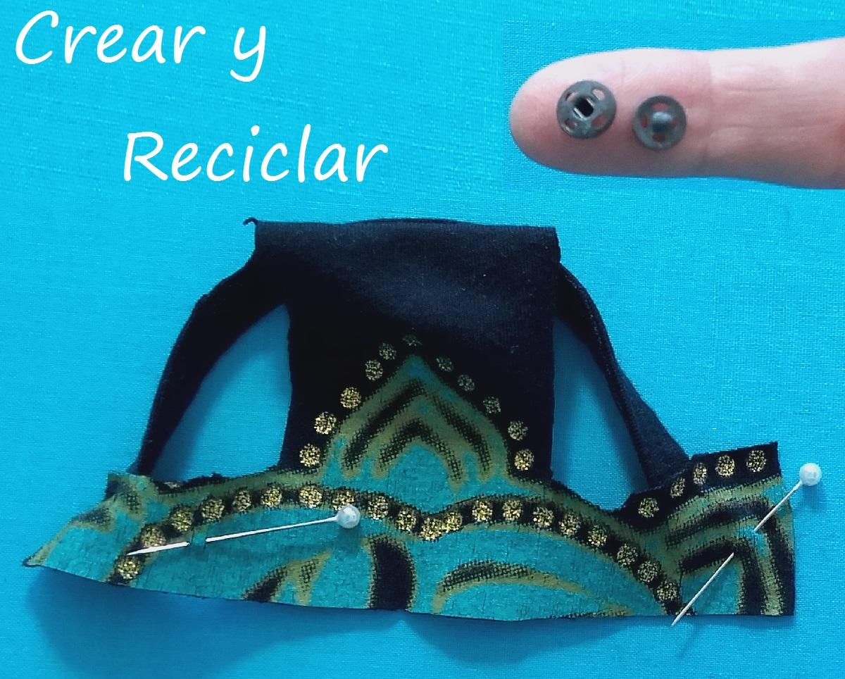 Conjunto hippie para muñecas con retales, top, falda flecos y botines. DIY