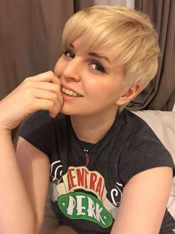 Corte Estilo Pixie Cara Redonda (2)