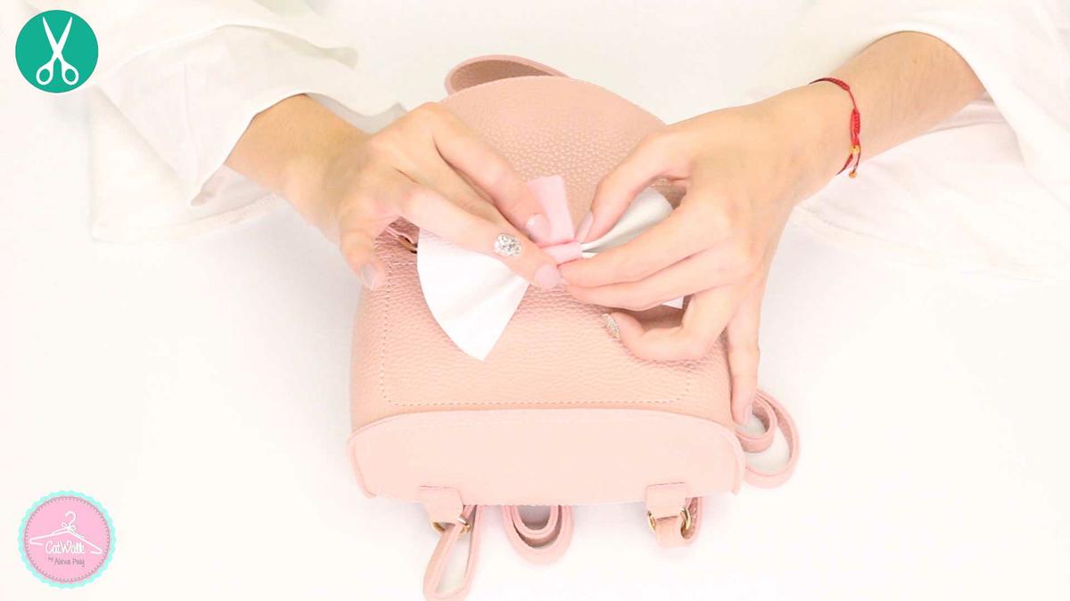 Moño hecho con cuero