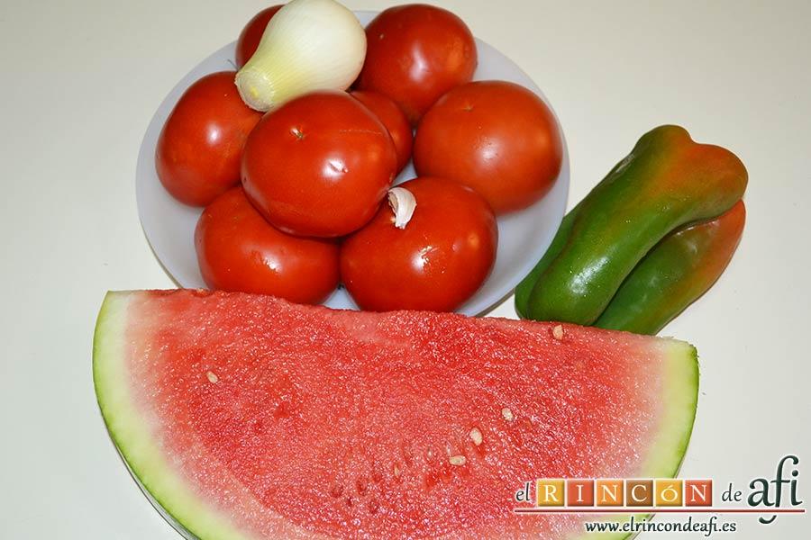 Gazpacho de tomates y sandía, preparar los ingredientes