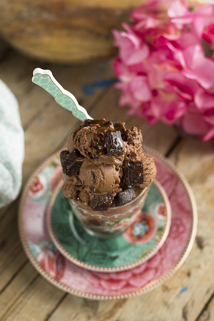 Helado de Chocolate y Brownie Healthy receta saludable