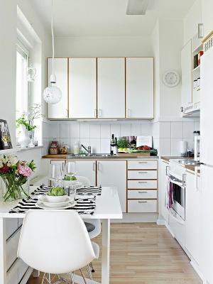 Una cocina pequeña con ideas de decoración actuales - cocinas con