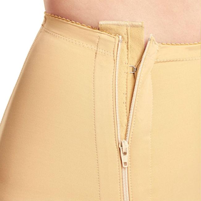 faja-post-liposuccion-por-debajo-de-rodilla-hasta-cintura-con-cremalleras-detalle
