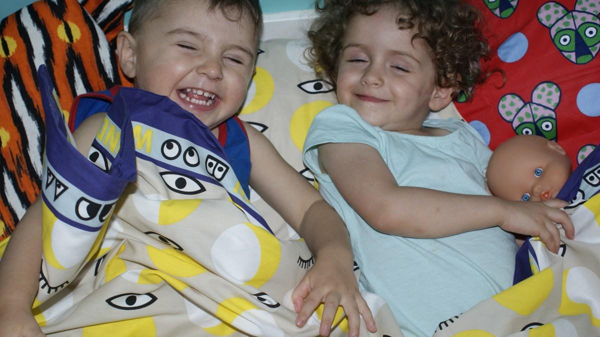 MI EXPERIENCIA: CÓMO CONSEGUÍ QUE MIS HIJOS SE FUERAN SOLOS A DORMIR Foto de %title