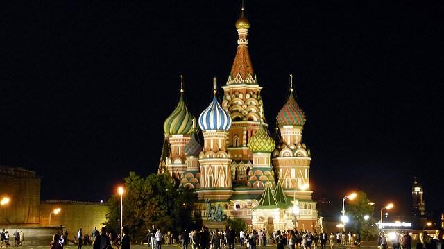 San Basilio, iluminada