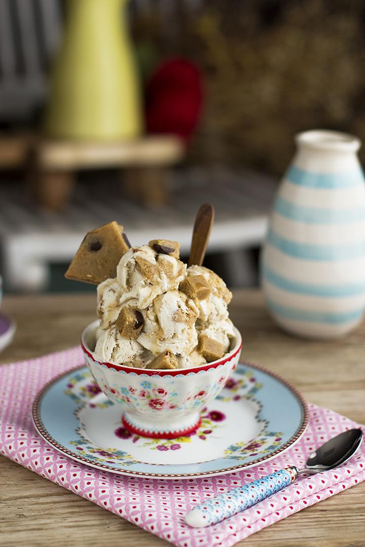 Helado de Cookie Dought saludable fácil y sencillo