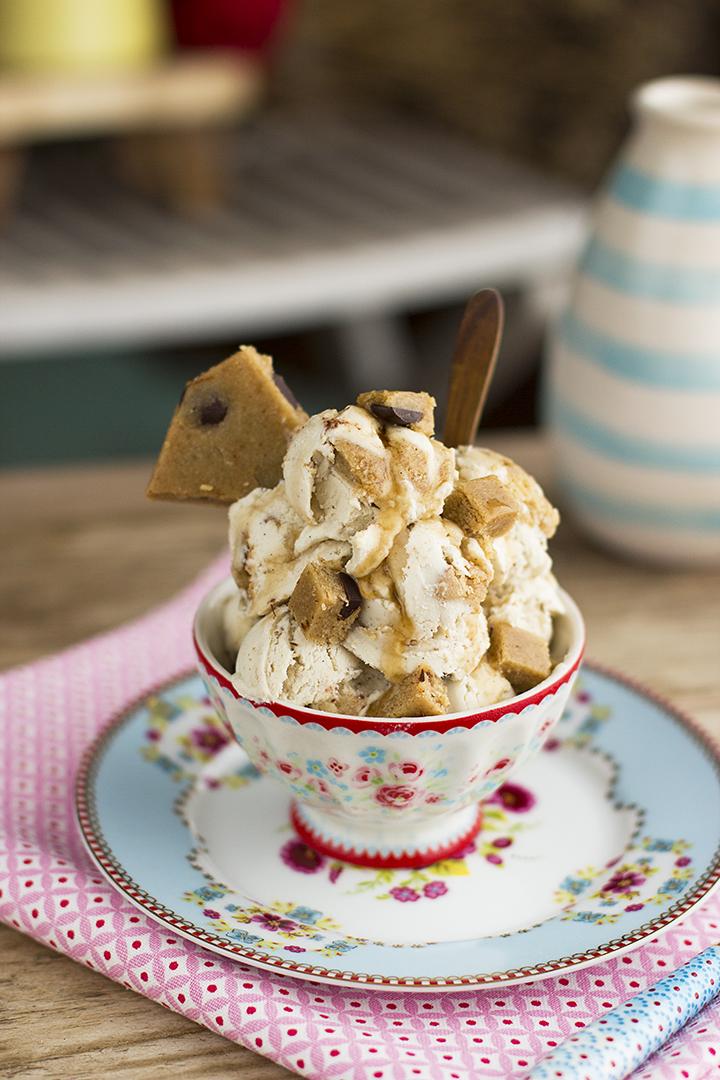 Helado de Cookie Dought saludable fácil y sencillo