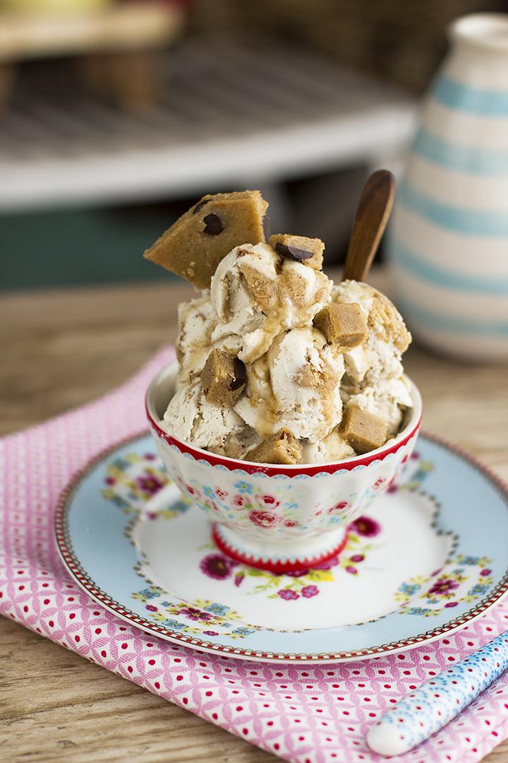 Helado de Cookie Dought saludable fácil y sencillo