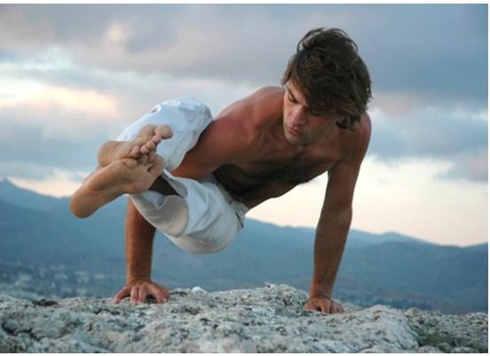 Como hacer las posturas de yoga mas difíciles