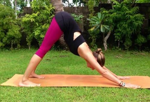 postura de yoga para la espalda