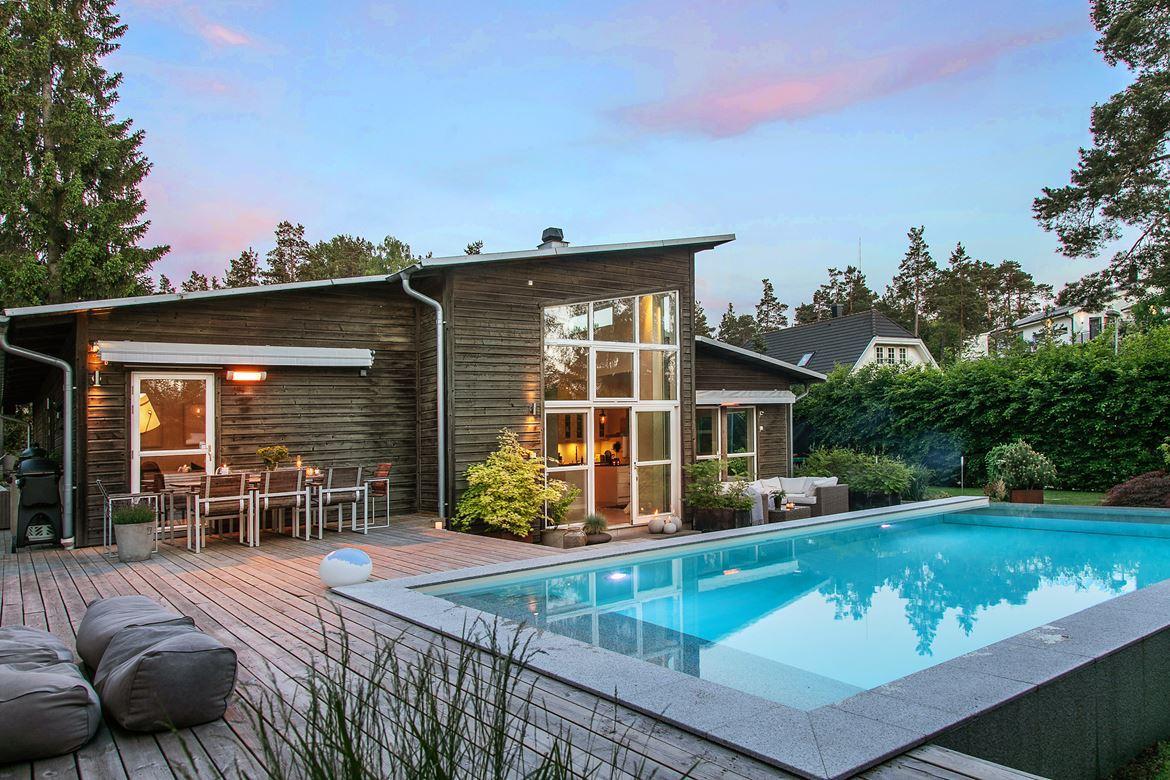 a dream house with pool included 1
