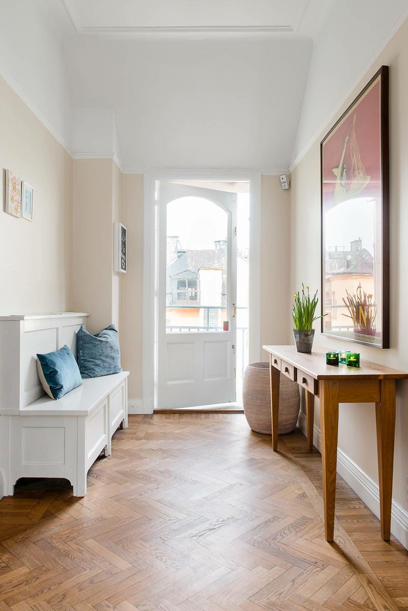 wall art decor apartment 15