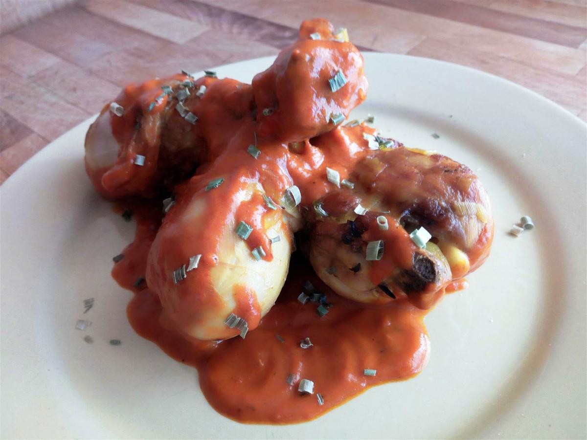 Muslos de pollo en salsa de pimientos - Pollo ai peperoni - Chicken red pepper cream sauce recipes
