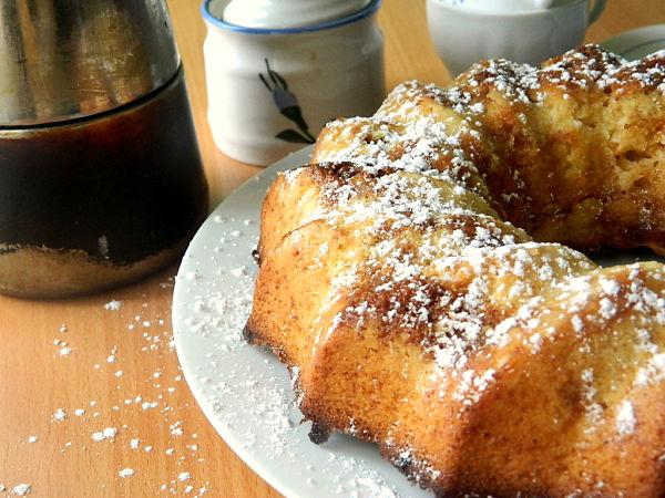 bizcocho esponjoso de leche condensada