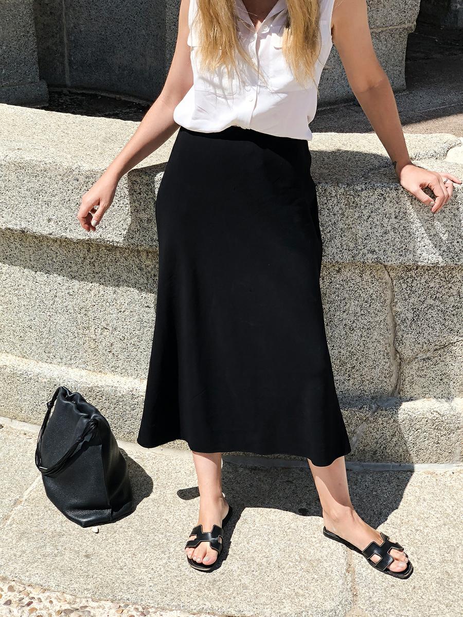 Trini | Equipment shirt The Row skirt