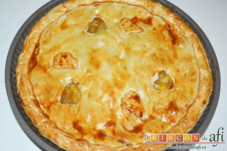 Tarta de manzana del Oso Yogui, hornear hasta que esté dorada