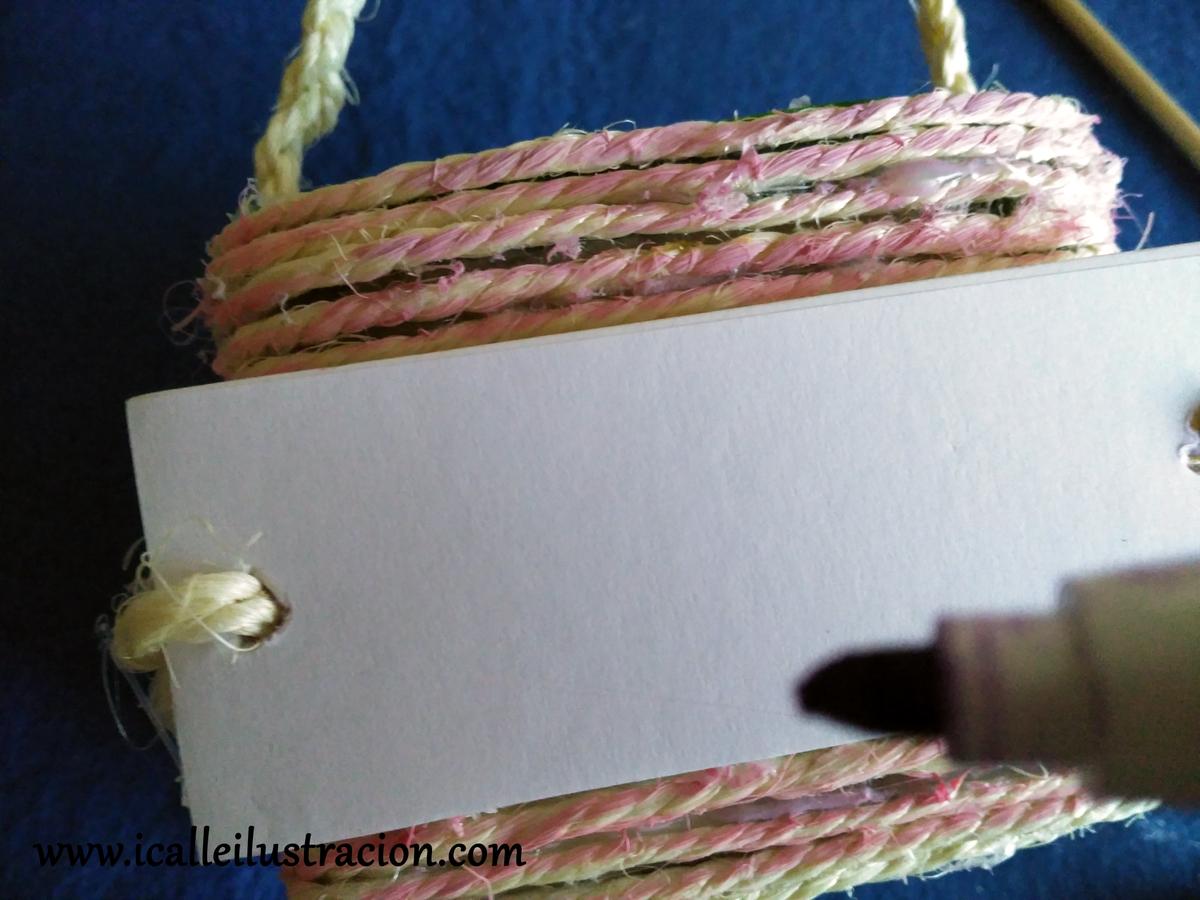 Cestillos identificados con Etiquetas Adhesivas