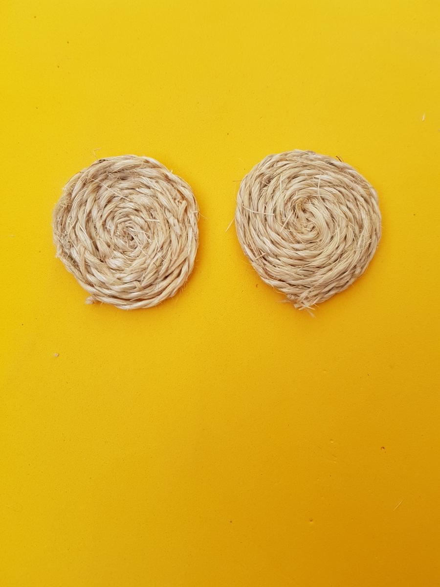 Tutorial pendientes de rafia, DIy. Pendientes redondos con borlas hecho a mano