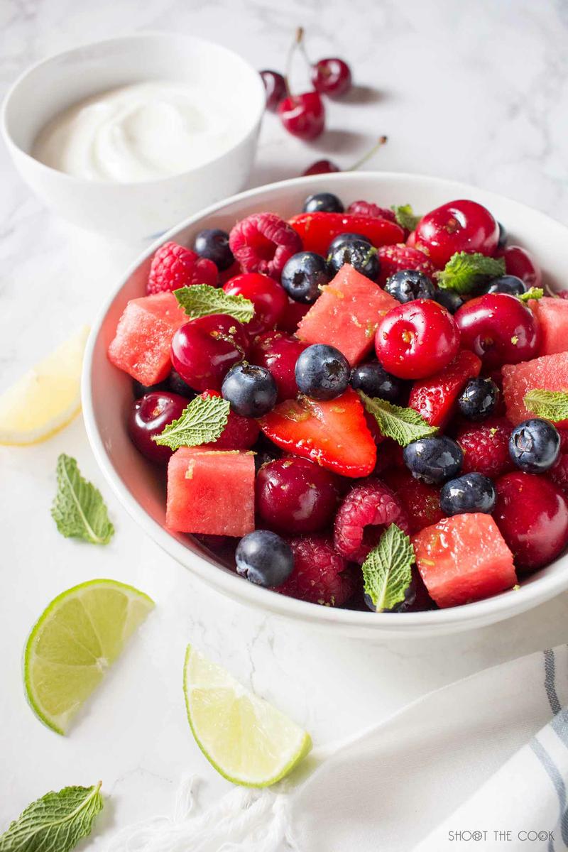 macedonia de frutos rojos