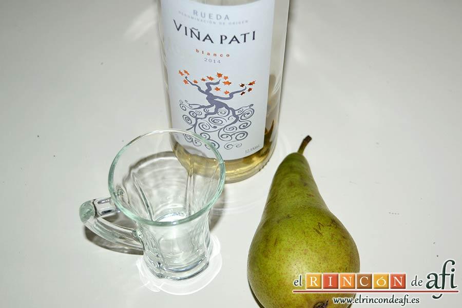 Risotto con champiñones, pera y nueces, preparar el vasito de vino