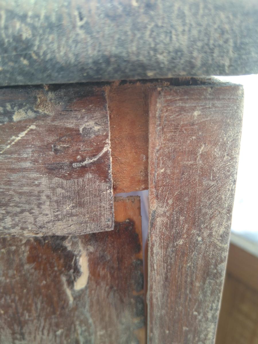 Mesita de noche Aurelia