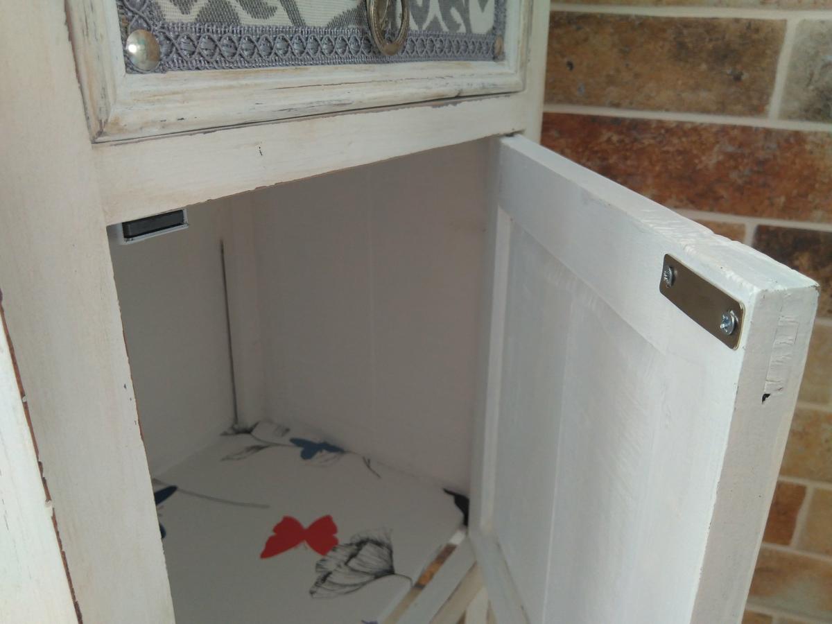 Mesita de noche Aurelia