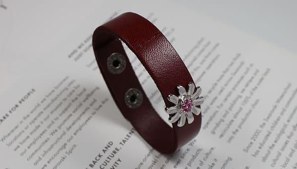 pulsera de cuero