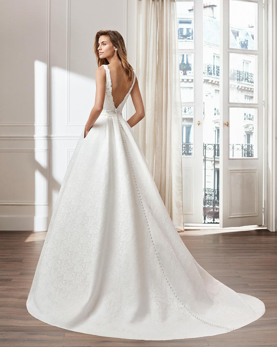 Vestidos de novia de la nueva colección de Luna Novias 2019