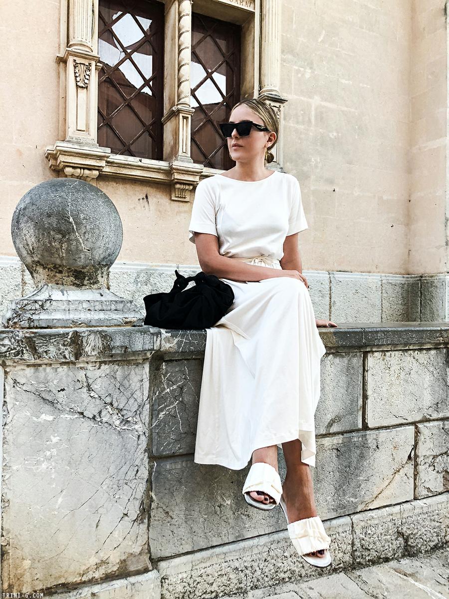 Trini | Lemaire white dress The Row white sandals