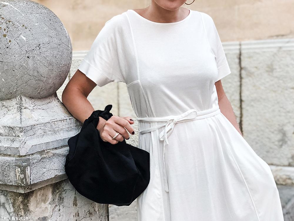 Trini | Lemaire white dress The Row white sandals