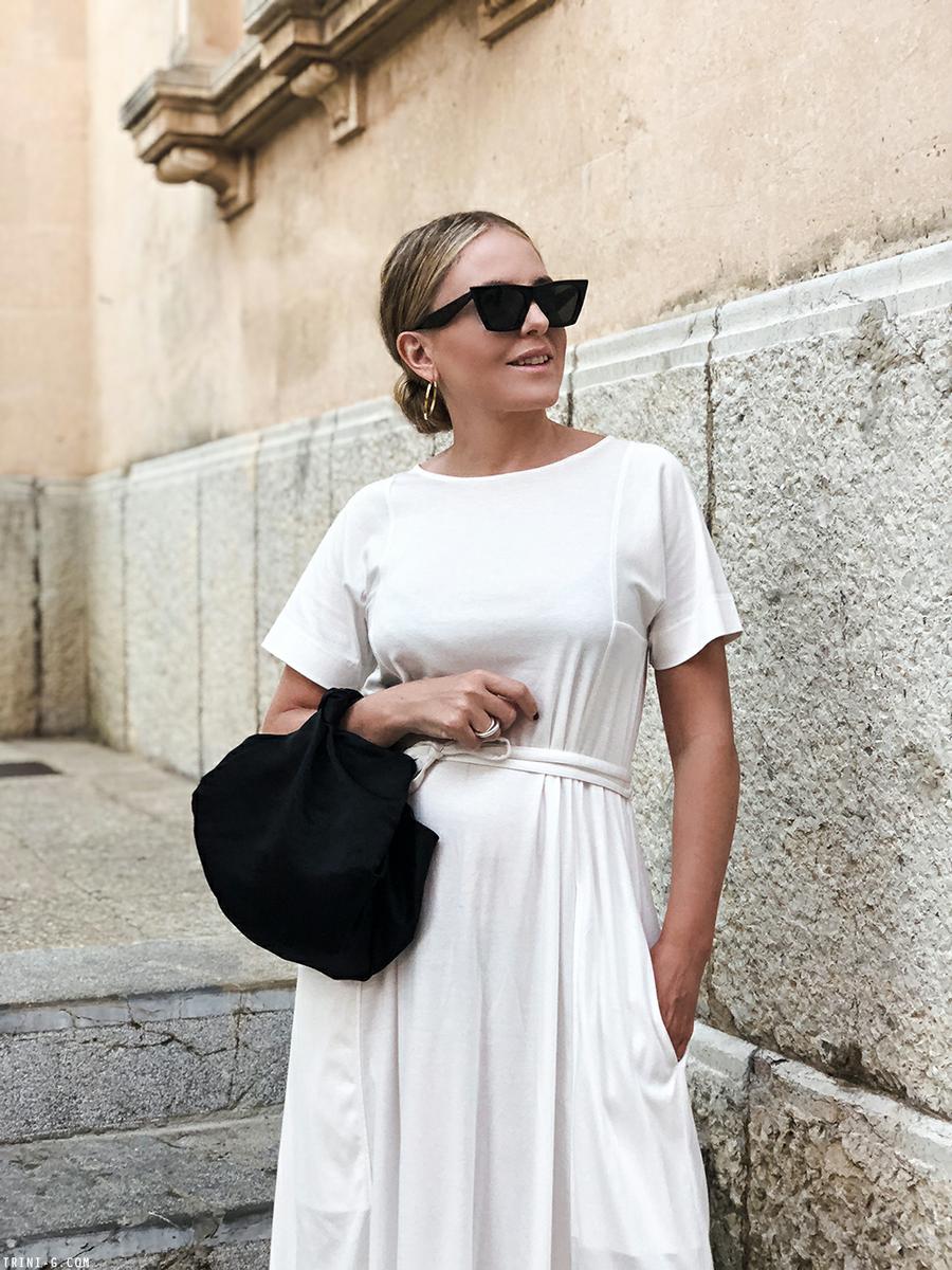 Trini | Lemaire white dress The Row white sandals