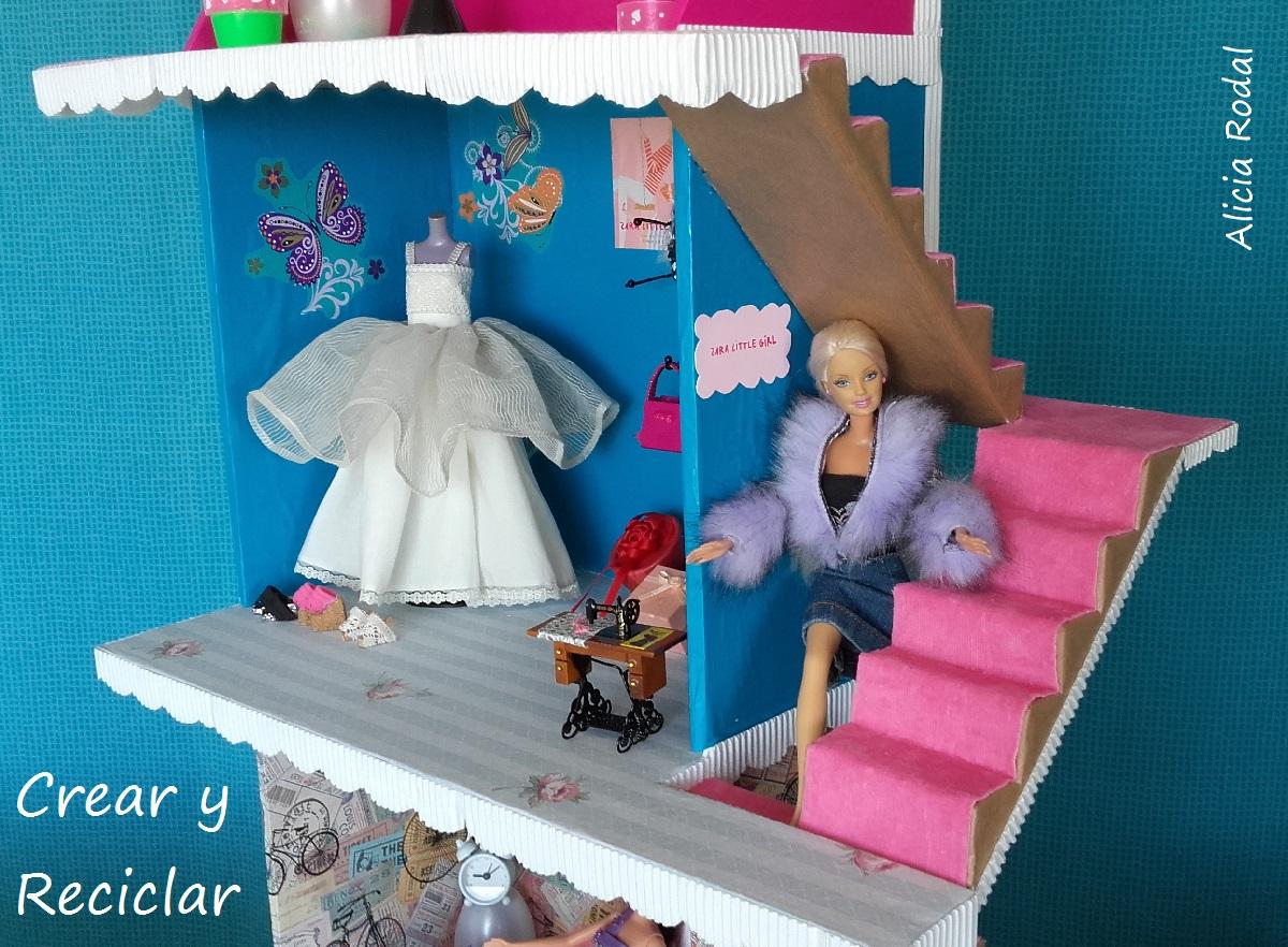 Centro comercial para muñecas DIY con reciclaje
