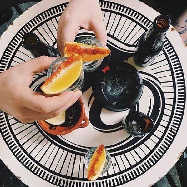 Mezcal Hopping: tour de mezcalerías en la cdmx