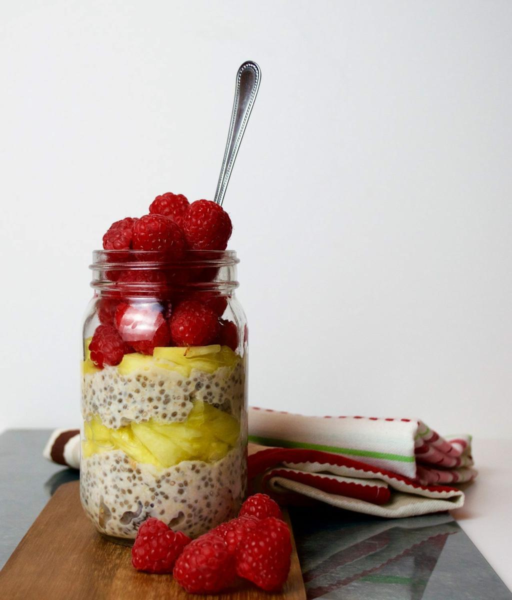 Cremoso de avena, chía y almendras: un desayuno de lujo