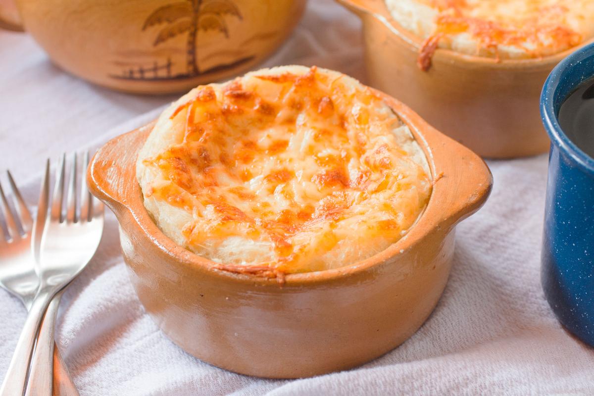 No-Bake Dulce de Leche Cheesecake Pie