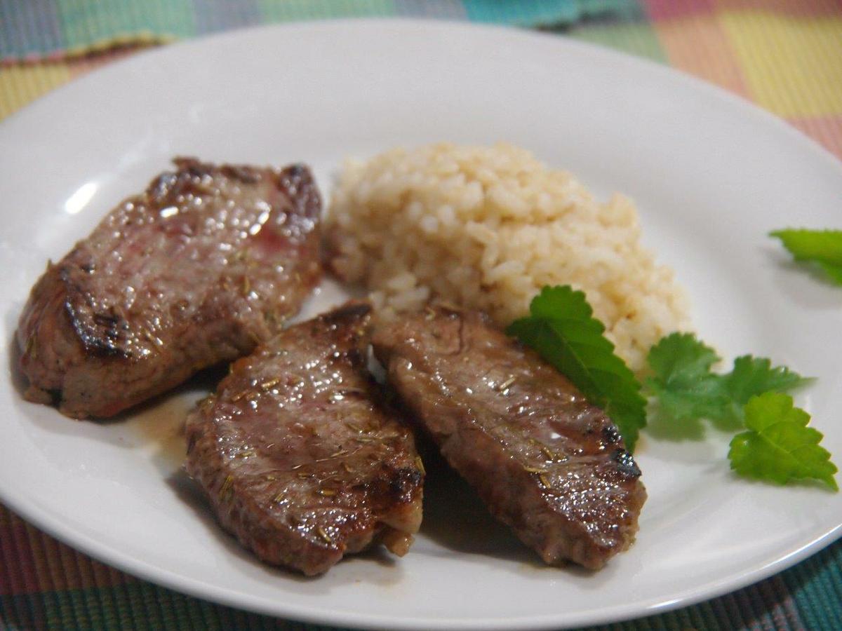 Solomillo ibérico en adobo casero con arroz integral
