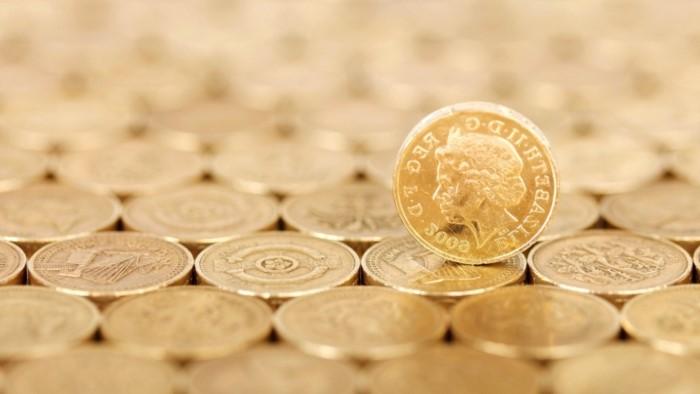 limpieza de monedas de oro