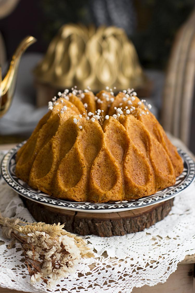 Bizcocho de caramelo fácil en bundt cake de Nordic Ware