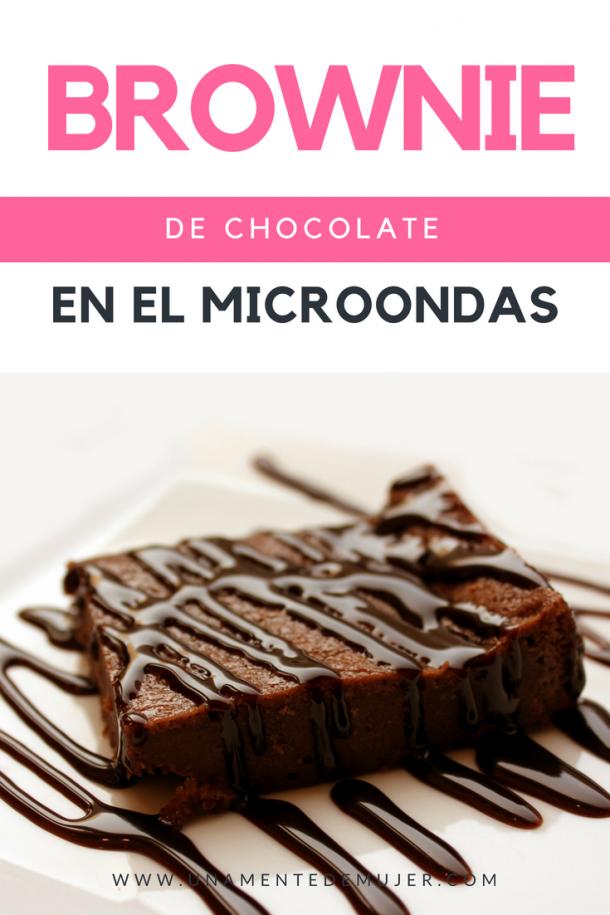 Brownie de chocolate con nueces en microondas