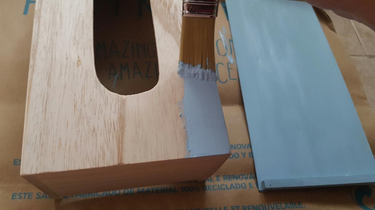 Decorar una caja con chalk paint - Pintamos la caja de kleenex con pintura a la tiza