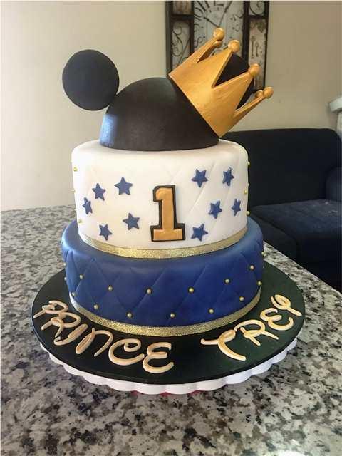 candy bar cake de principe mickey mouse